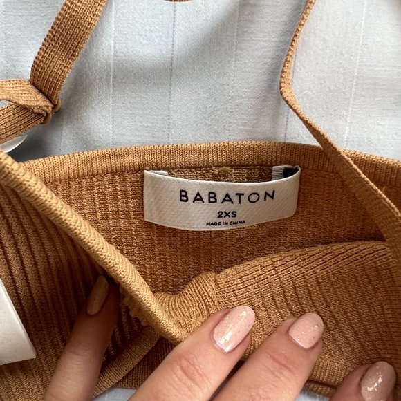 NWT Aritzia Babaton Sculpt Knit Bra Top Rib-knit bra top - Picture 4 of 8